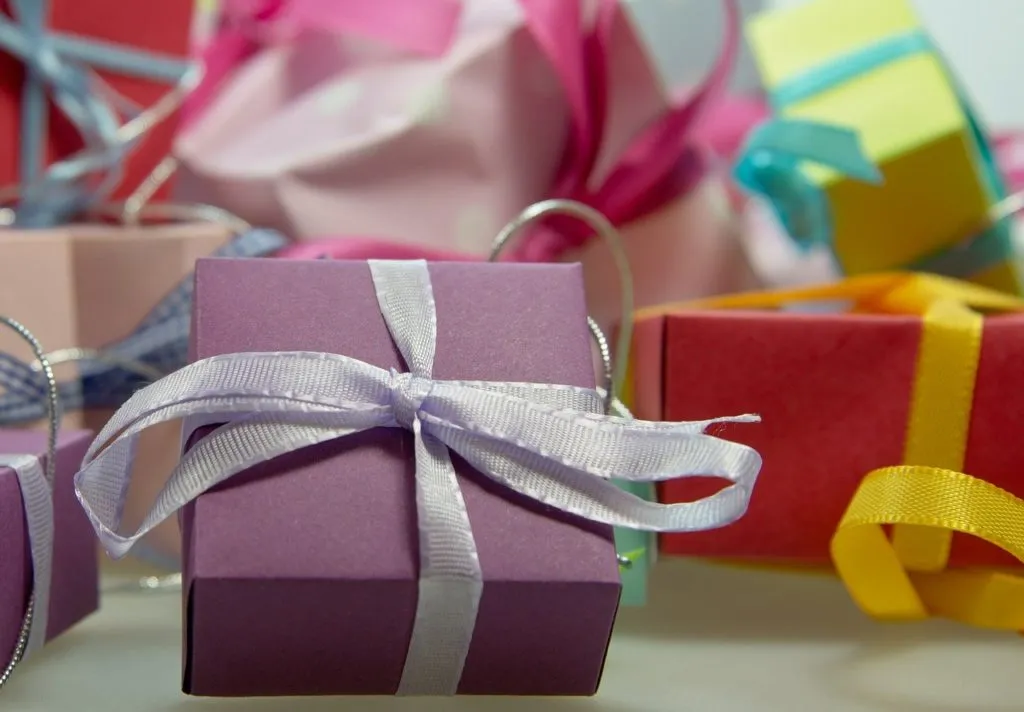 Gifts 1634038577 שי