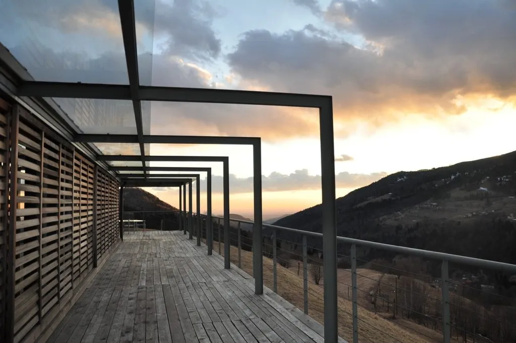 Pergola 1608469996 מרפסת