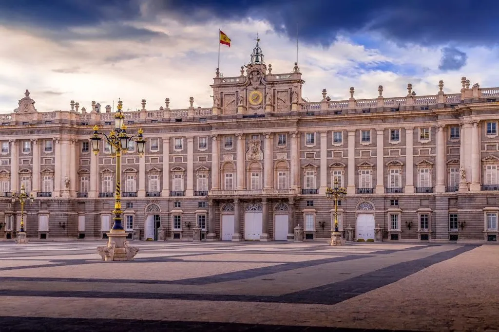 Madrid 1655595512 ארמון