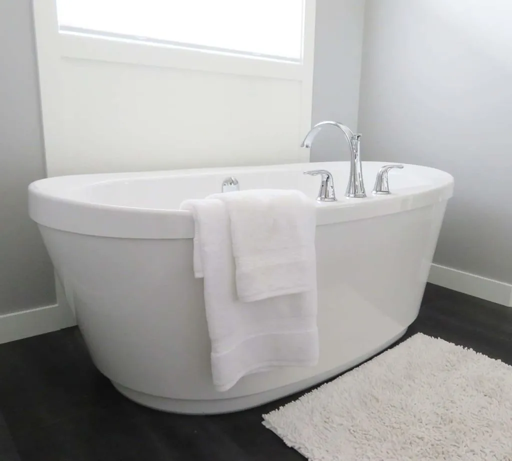 Bathroom 1579967726 מקלחת