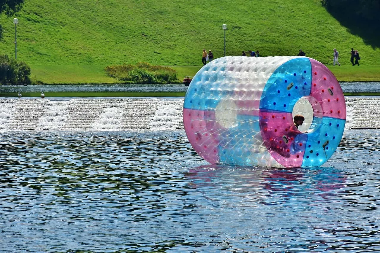 Inflatable 1565000027 מתנפח מים