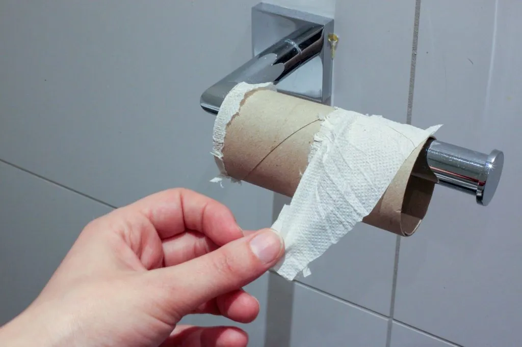 Toilet Paper 1641718431 מתקן לנייר טואלט