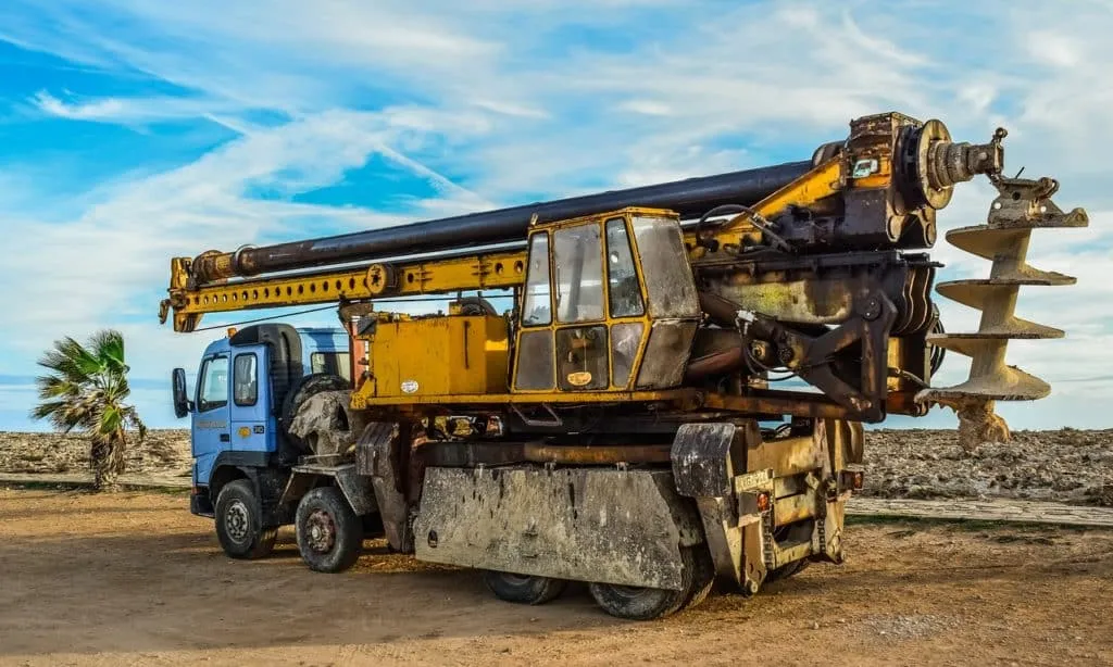 drilling 1648629221 רכב עבודה