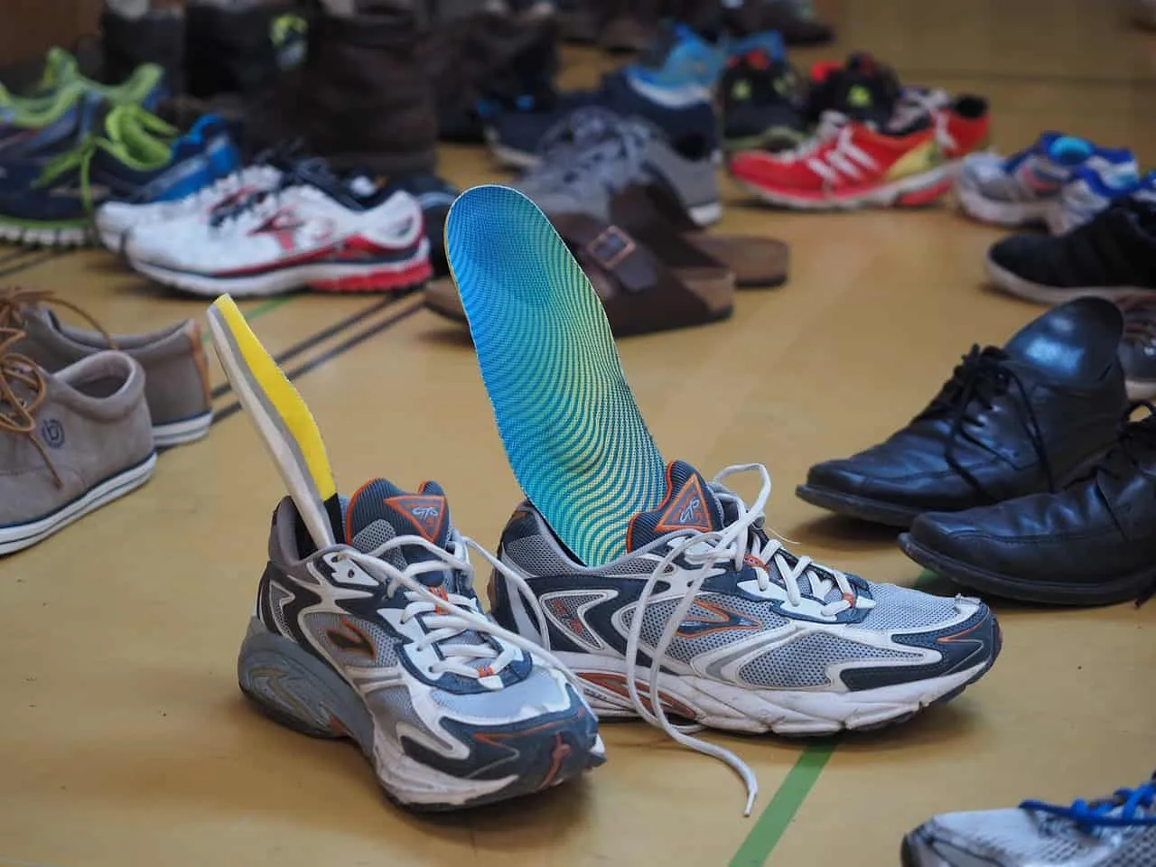 Insole 1566114056 נעל ספורט