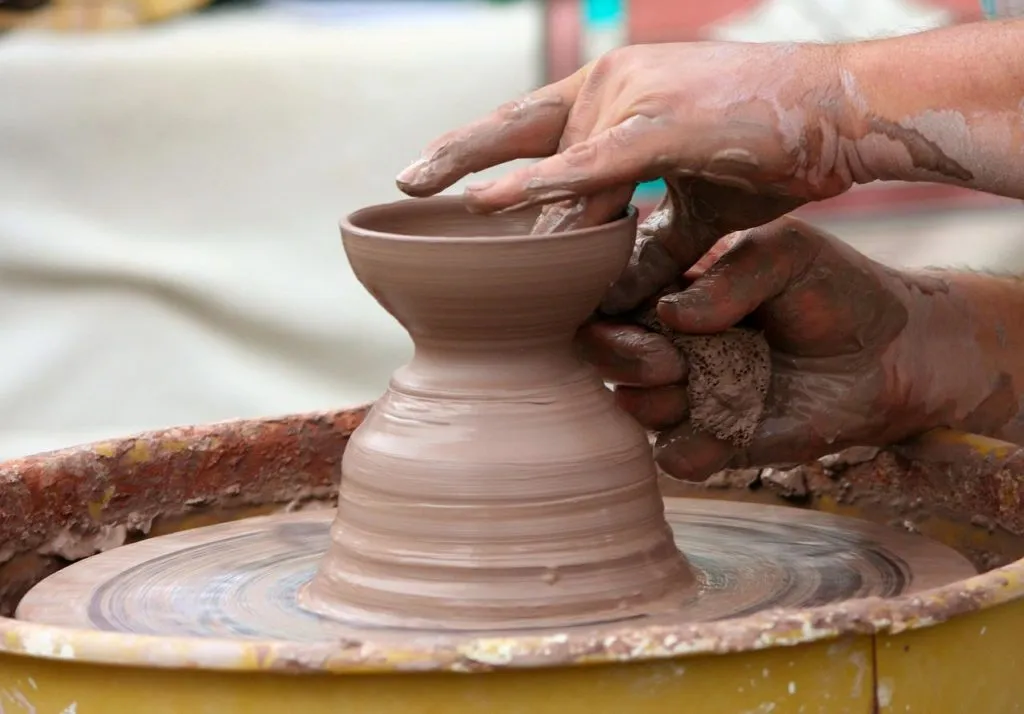 clay 1652634461 עשוי חימר
