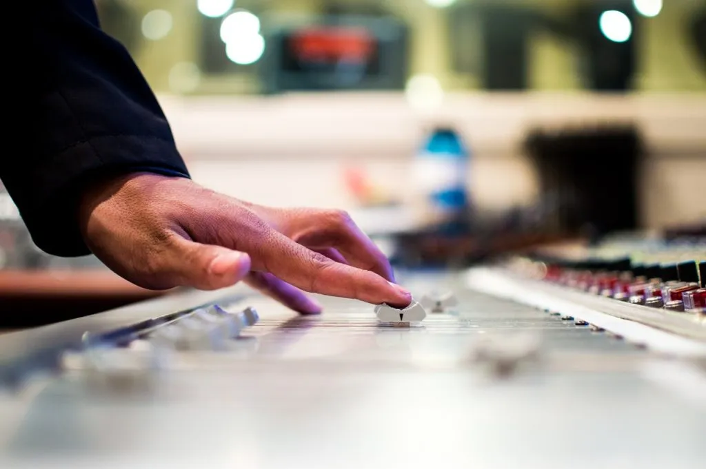 DJ 1598891256 קורס DJ