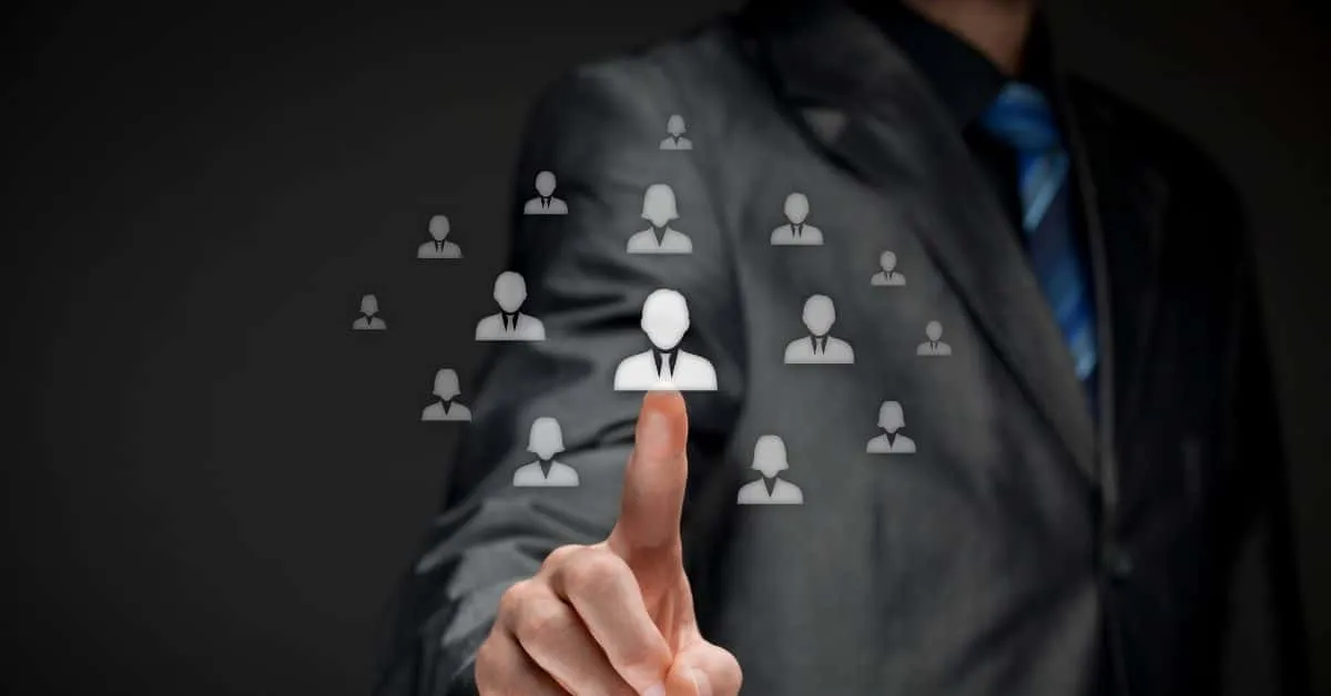 היתרונות של הטמעת מערכת CRM בארגון שלך