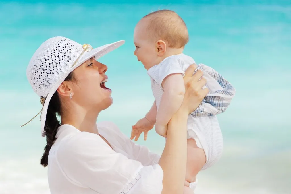 baby 1675707132 כיצד ומתי מומלץ להתחיל טעימות לתינוק