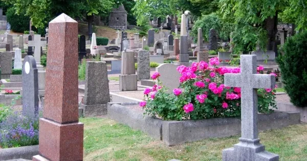 הקמת מצבה הקמת מצבה
