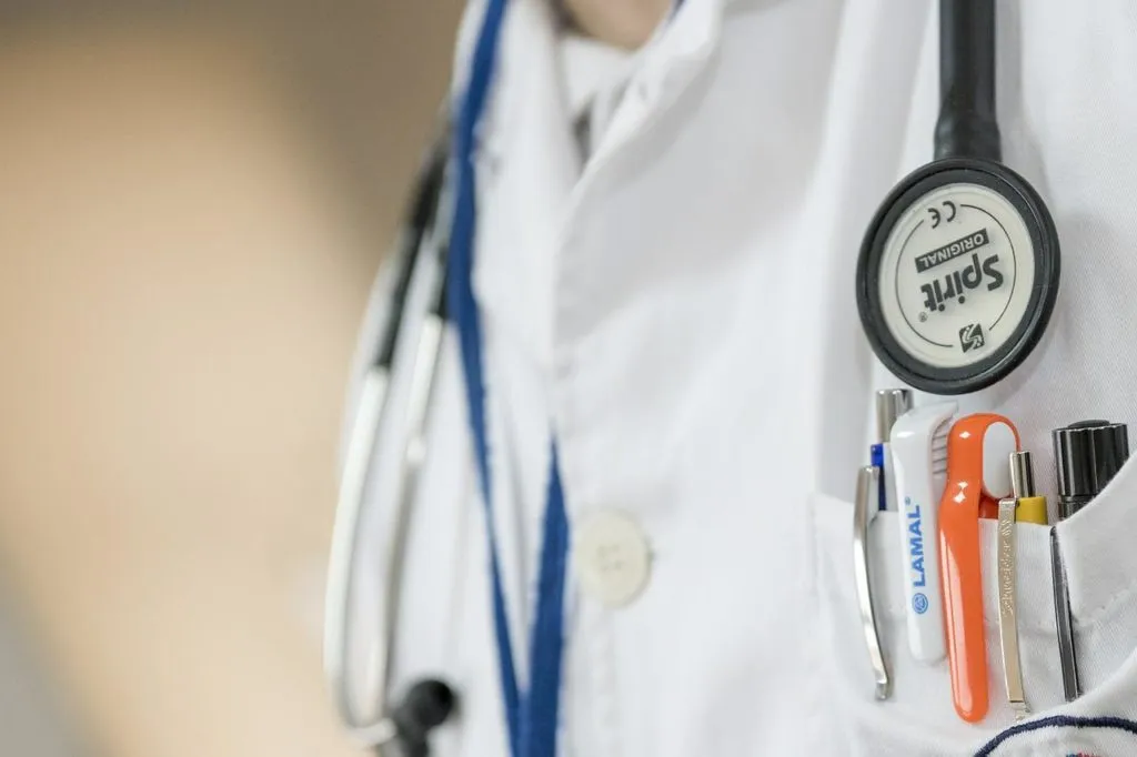health 1653676160 רופא