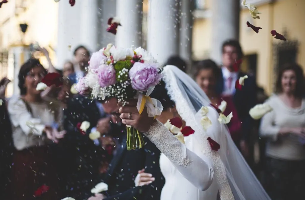 Wedding 1666247233 זר פרחים