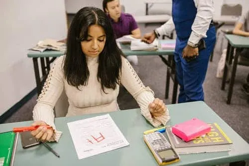 איך מחשבים את ציון הבגרות הממוצע