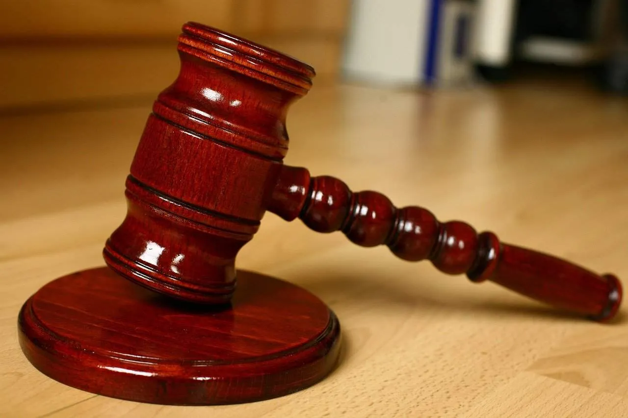 Attorney_1637239337