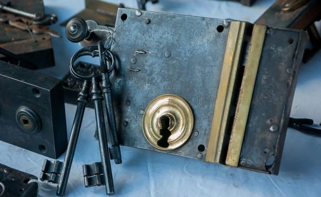locksmith 1657342438 צילינדר