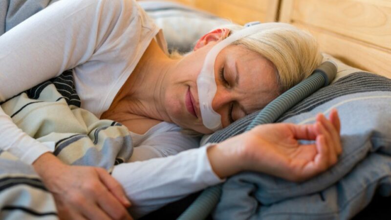 טיפול בדום נשימה בשינה