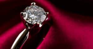 איך בוחרים טבעת יהלום